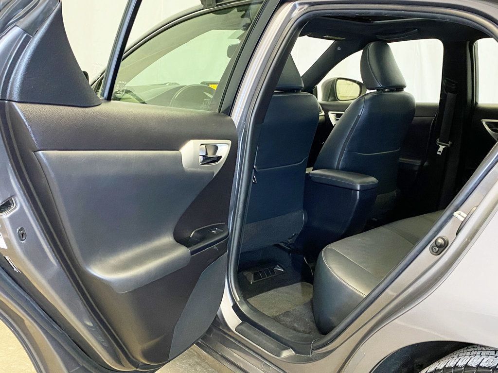 2012 Lexus CT 200h F SPORT - 22973704 - 49