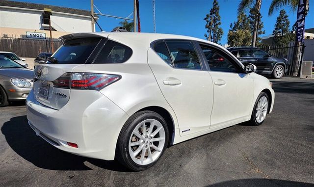 2012 Lexus CT 200h FWD 4dr Hybrid - 22613838 - 5