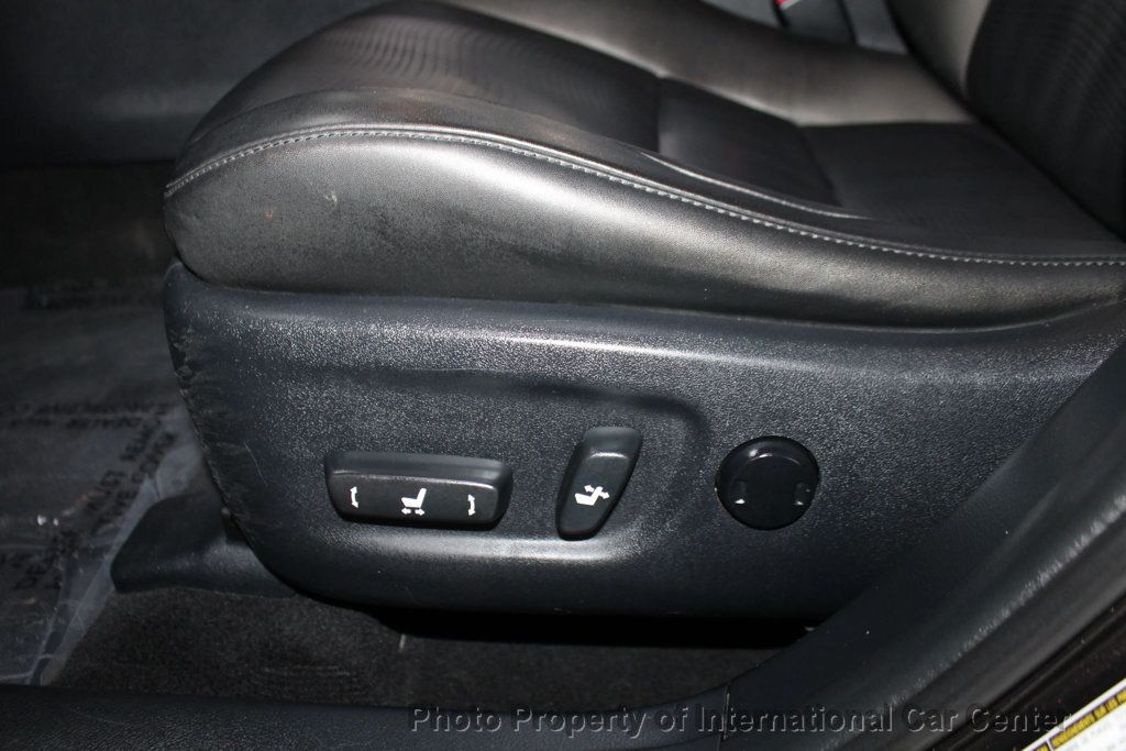 2012 Lexus CT 200h FWD 4dr Hybrid Premium - 22905568 - 16
