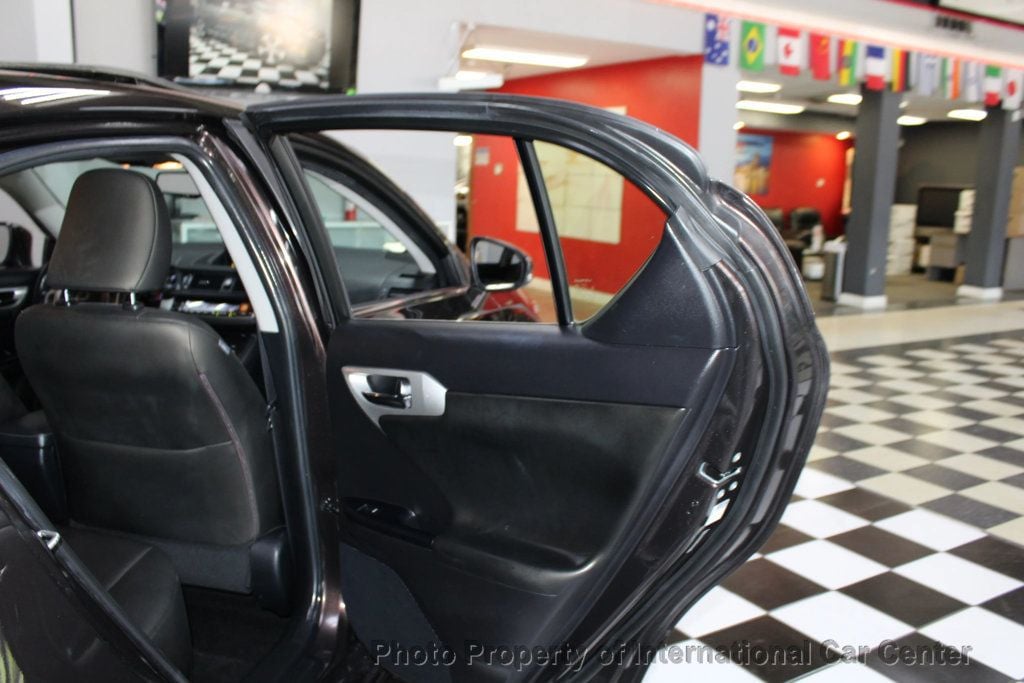 2012 Lexus CT 200h FWD 4dr Hybrid Premium - 22905568 - 32
