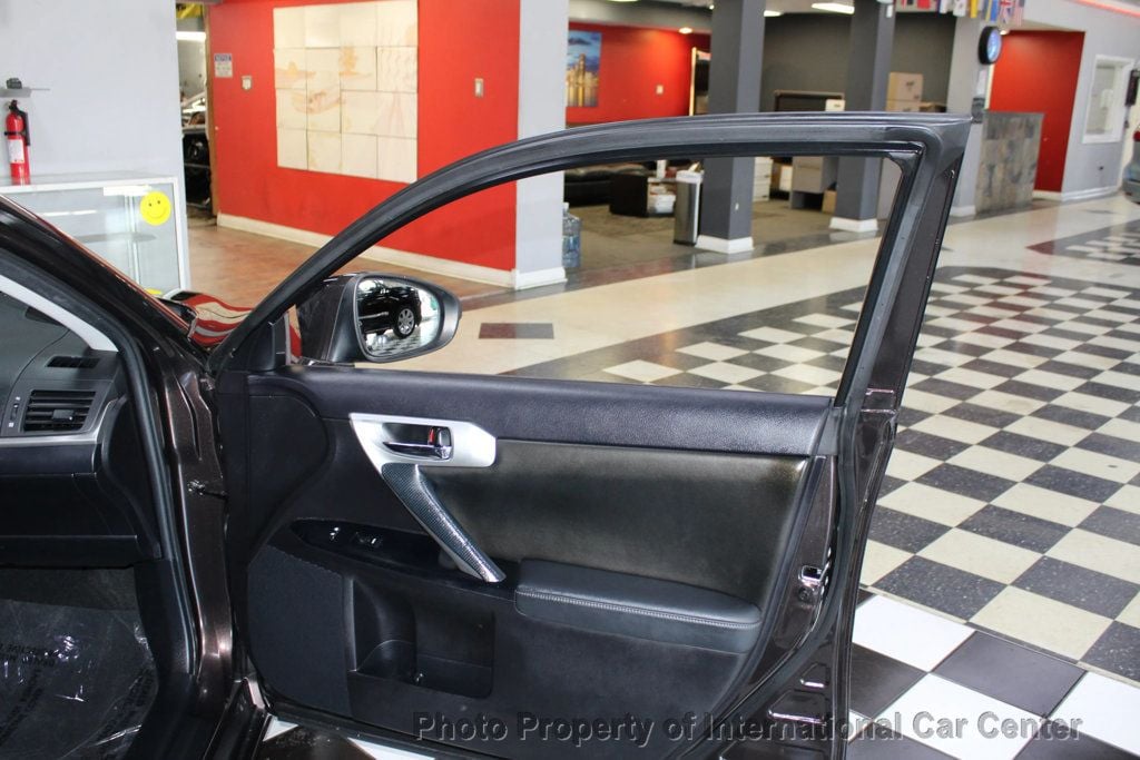 2012 Lexus CT 200h FWD 4dr Hybrid Premium - 22905568 - 35
