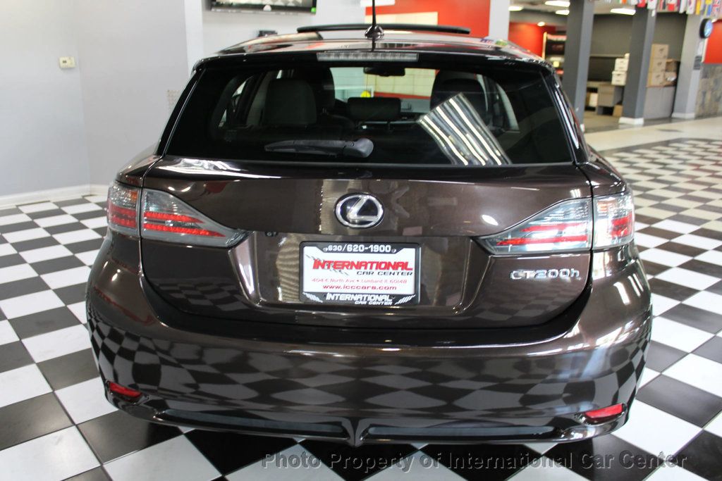 2012 Lexus CT 200h FWD 4dr Hybrid Premium - 22905568 - 4