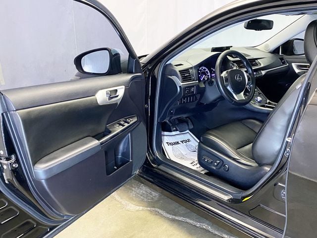 2012 Lexus CT 200h FWD 4dr Hybrid Premium - 22960757 - 17