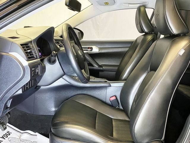 2012 Lexus CT 200h FWD 4dr Hybrid Premium - 22960757 - 19