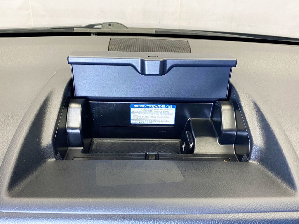 2012 Lexus CT 200h FWD 4dr Hybrid Premium - 22960757 - 30