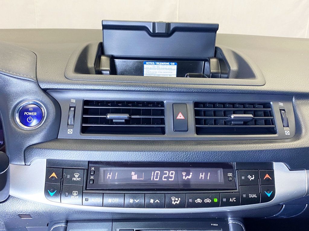 2012 Lexus CT 200h FWD 4dr Hybrid Premium - 22960757 - 31