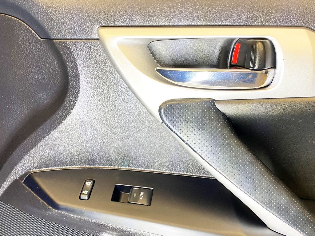 2012 Lexus CT 200h FWD 4dr Hybrid Premium - 22960757 - 40