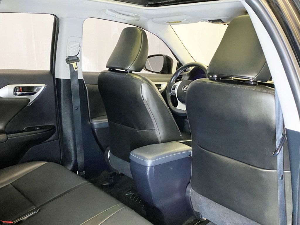 2012 Lexus CT 200h FWD 4dr Hybrid Premium - 22960757 - 45