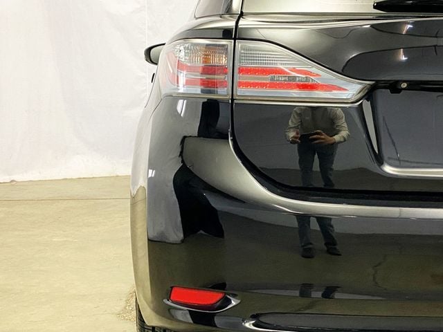 2012 Lexus CT 200h FWD 4dr Hybrid Premium - 22960757 - 5