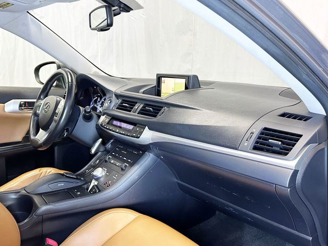 2012 Lexus CT 200h FWD 4dr Hybrid Premium - 23011284 - 16