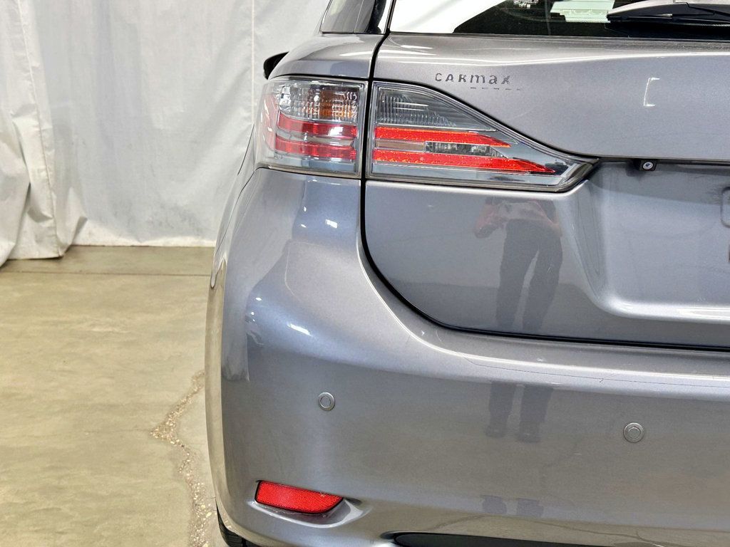 2012 Lexus CT 200h FWD 4dr Hybrid Premium - 23031449 - 10