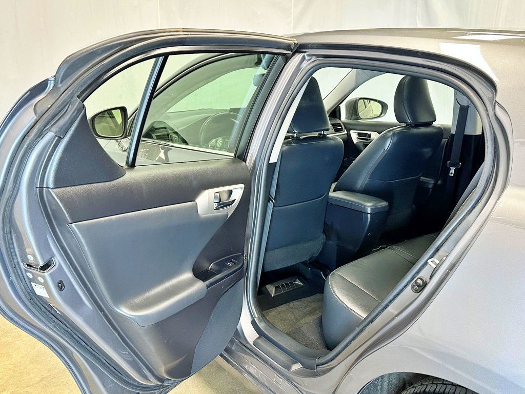 2012 Lexus CT 200h FWD 4dr Hybrid Premium - 23031449 - 34