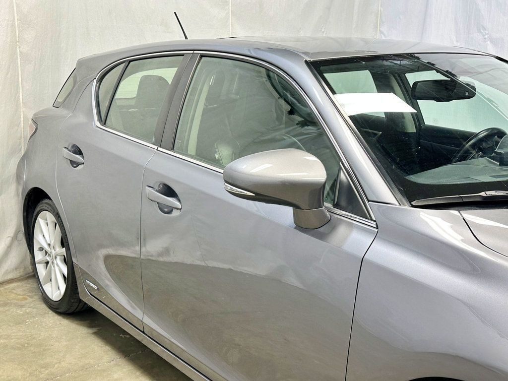 2012 Lexus CT 200h FWD 4dr Hybrid Premium - 23031449 - 3