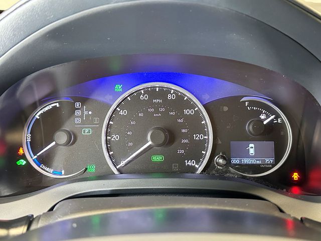 2012 Lexus CT 200h FWD 4dr Hybrid Premium - 23034544 - 25