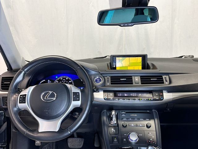 2012 Lexus CT 200h FWD 4dr Hybrid Premium - 23034544 - 31