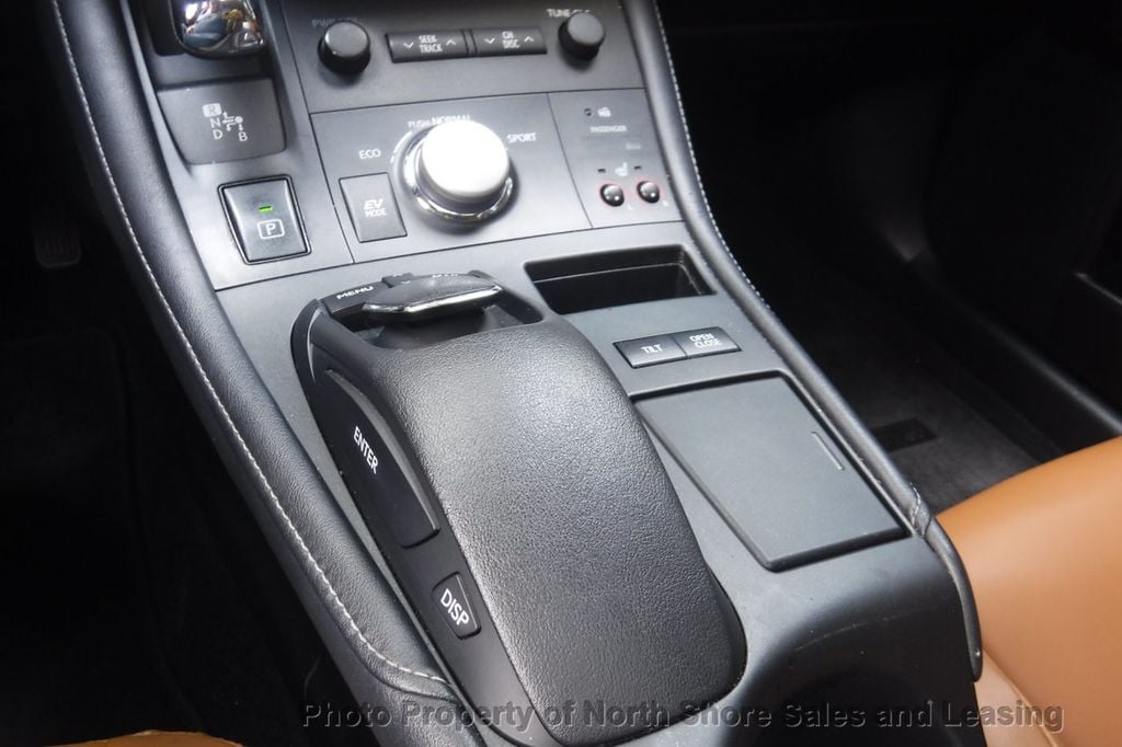 2012 Lexus CT 200h FWD 4dr Hybrid Premium - 21965391 - 11