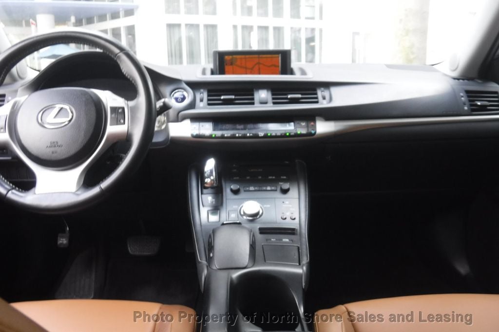 2012 Lexus CT 200h FWD 4dr Hybrid Premium - 21965391 - 17