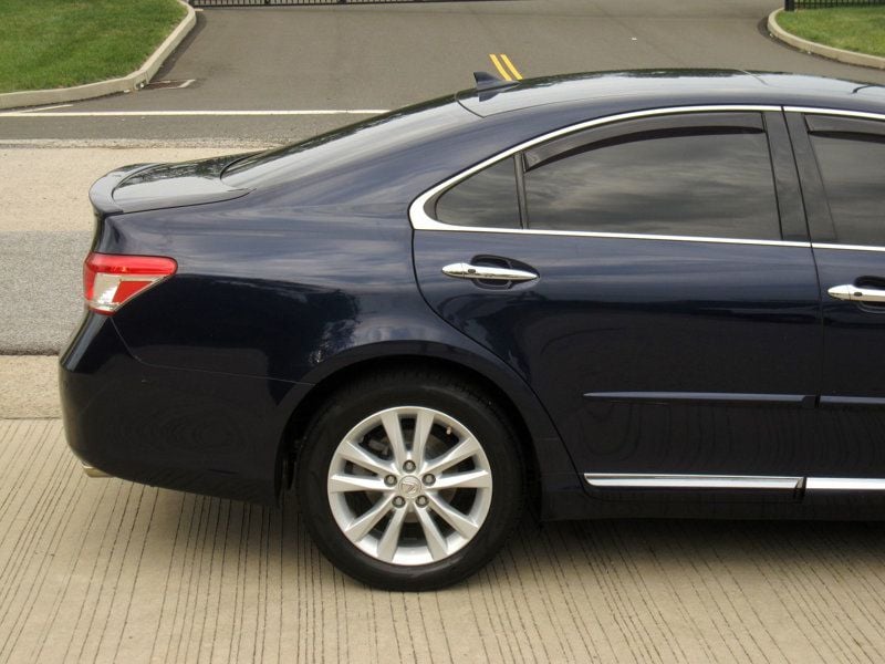 2012 Lexus ES 350 Ultra Luxury photo 10