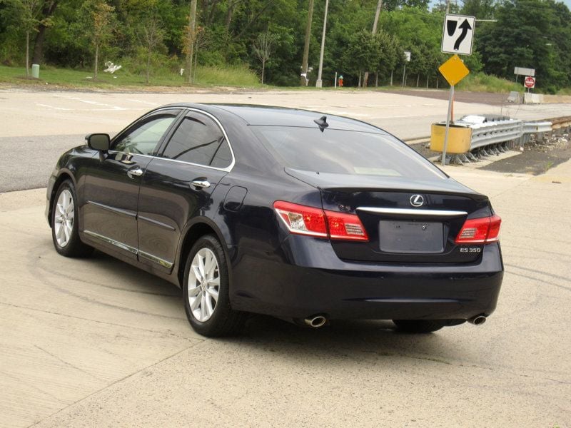 2012 Lexus ES 350 Ultra Luxury photo 11