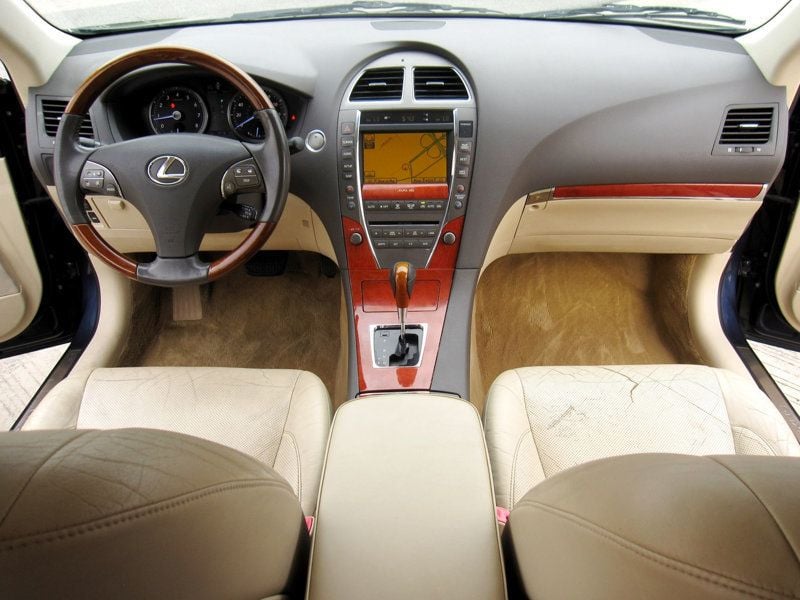 2012 Lexus ES 350 Ultra Luxury photo 20