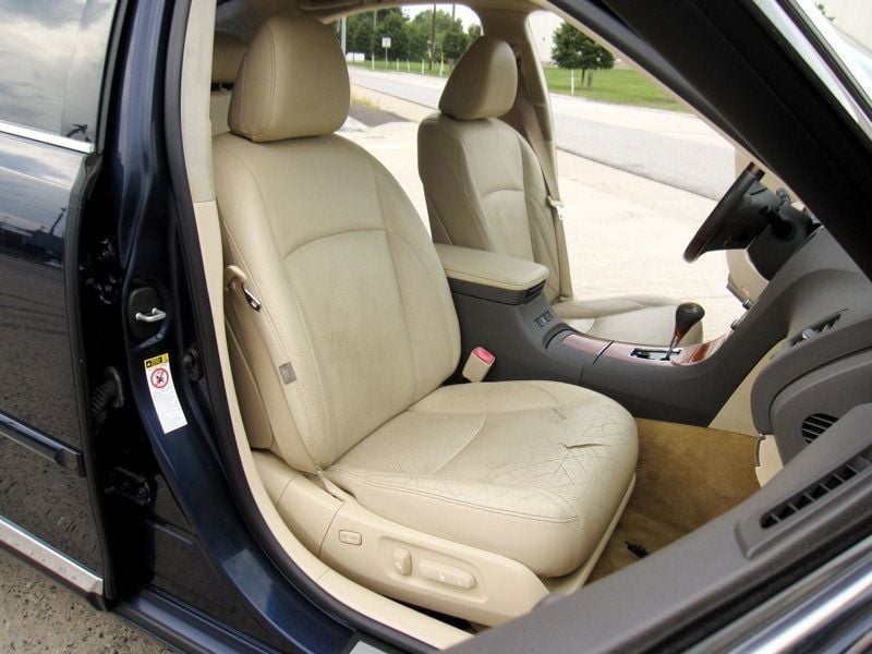 2012 Lexus ES 350 Ultra Luxury photo 22