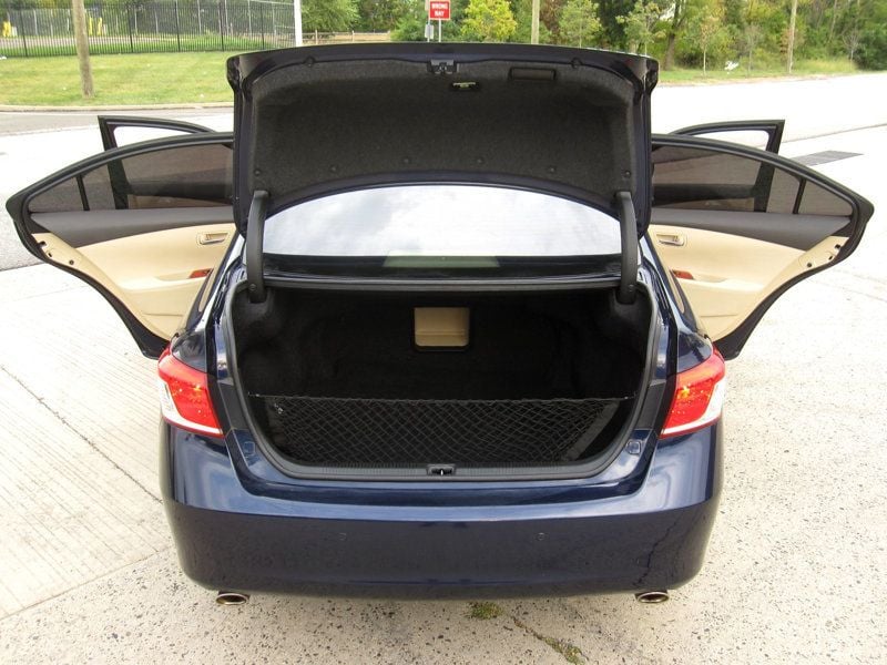 2012 Lexus ES 350 Ultra Luxury photo 29