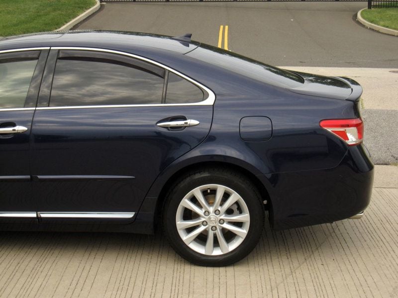 2012 Lexus ES 350 Ultra Luxury photo 7