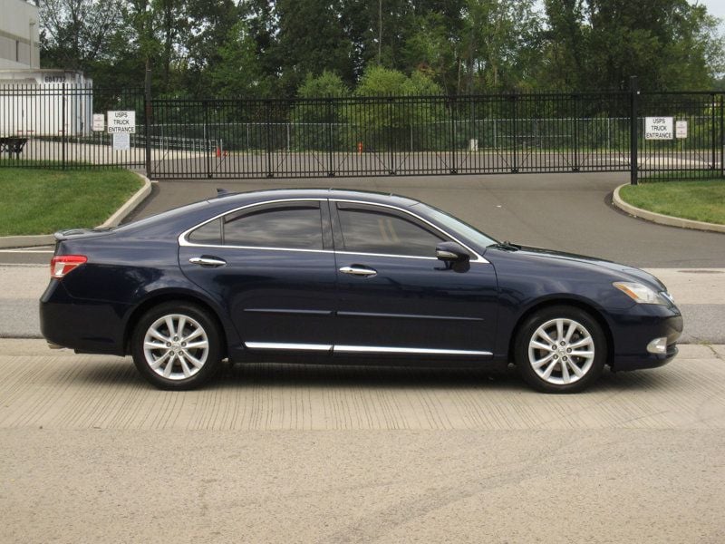 2012 Lexus ES 350 Ultra Luxury photo 8