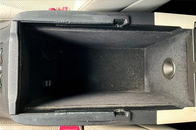 2012 Lexus ES 350 4dr Sedan - 22927718 - 26