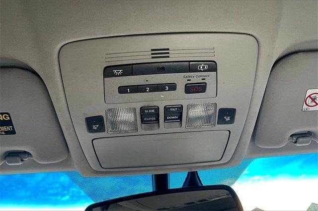 2012 Lexus ES 350 4dr Sedan - 22927718 - 27