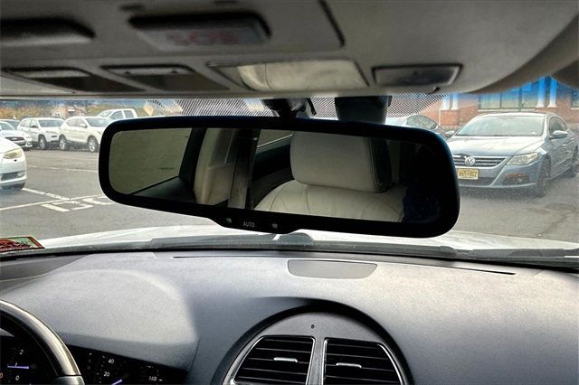 2012 Lexus ES 350 4dr Sedan - 22927718 - 29