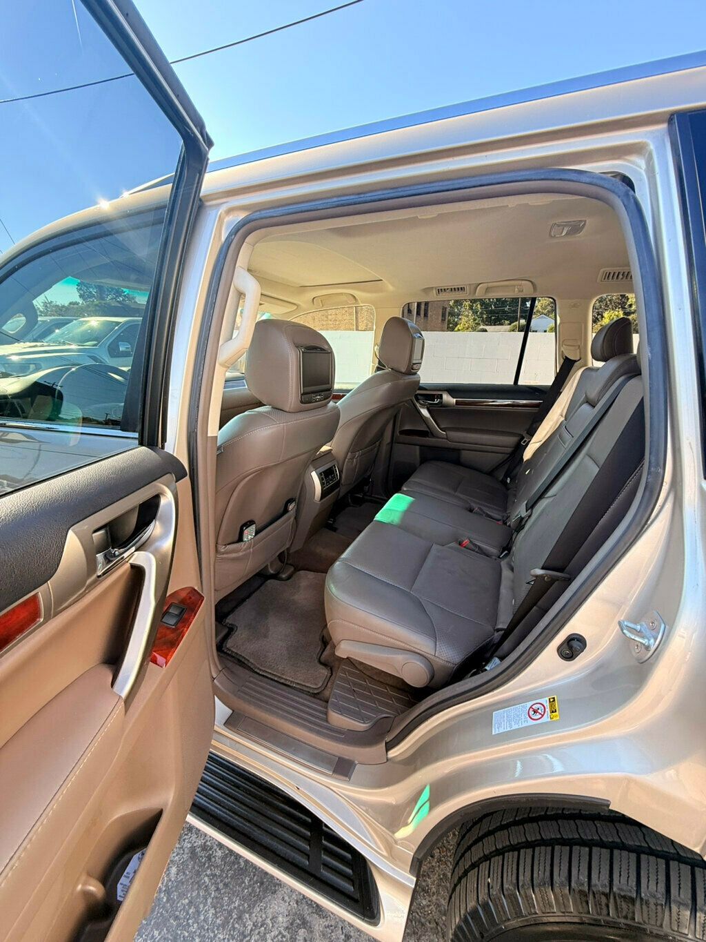 2012 Lexus GX 460 LocalTrade/ComfortPlusPkg/CoveniencePkg/PowerSunroof/NAV - 22930694 - 11