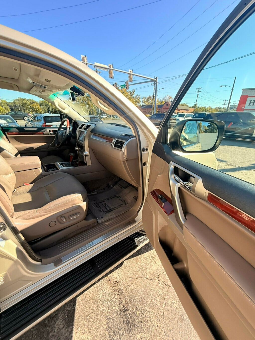 2012 Lexus GX 460 LocalTrade/ComfortPlusPkg/CoveniencePkg/PowerSunroof/NAV - 22930694 - 19