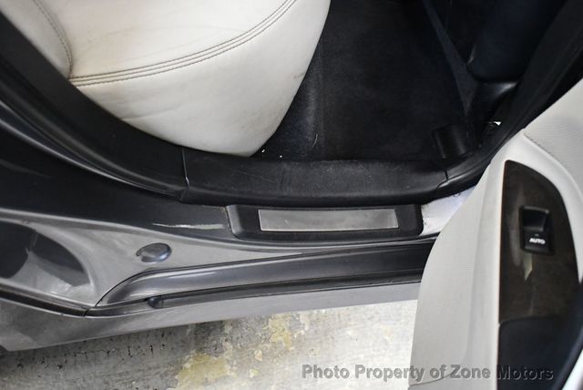 2012 Lexus IS 350 4dr Sedan AWD - 22979588 - 18