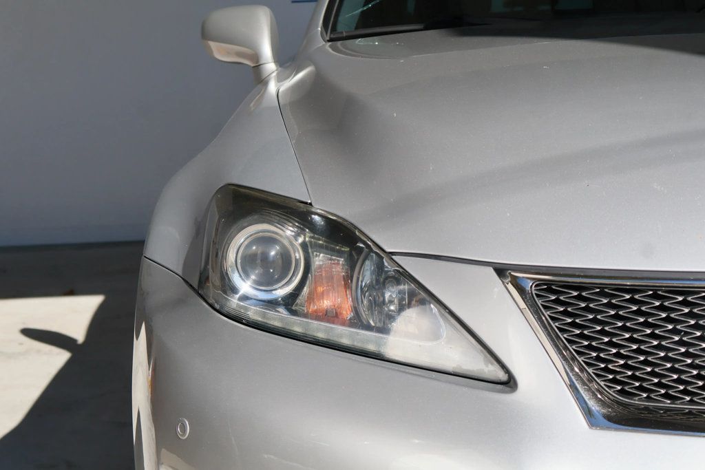 2012 Lexus IS F photo 10