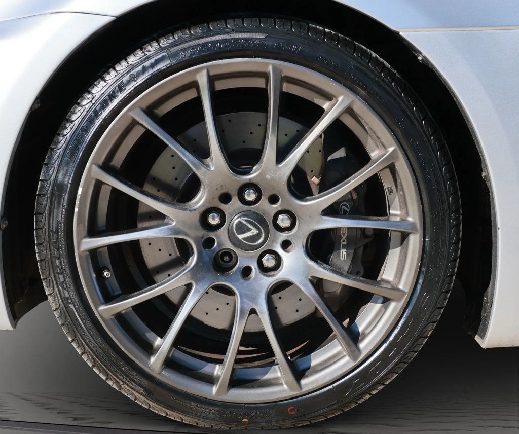 2012 Lexus IS F photo 13