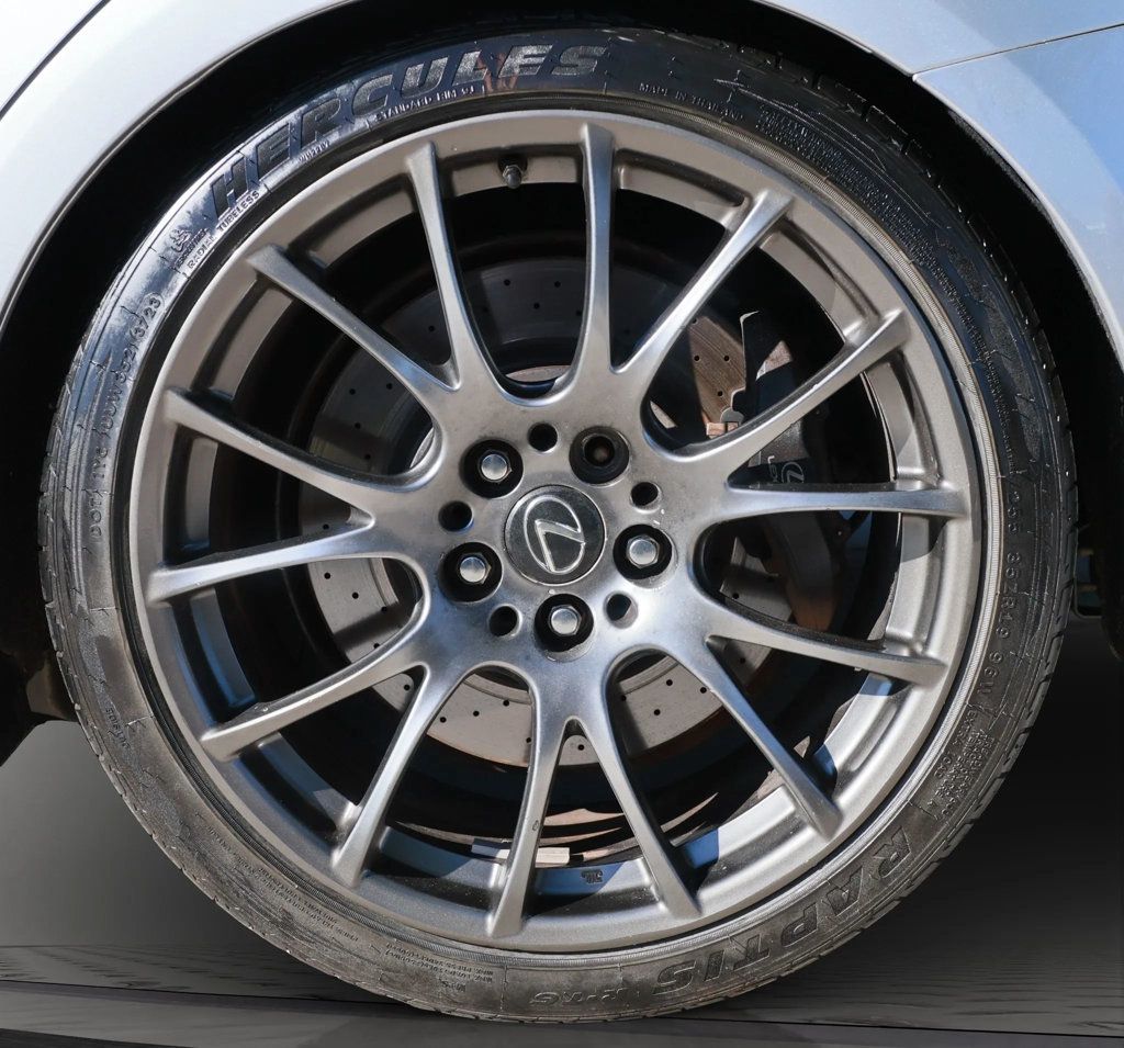 2012 Lexus IS F photo 15