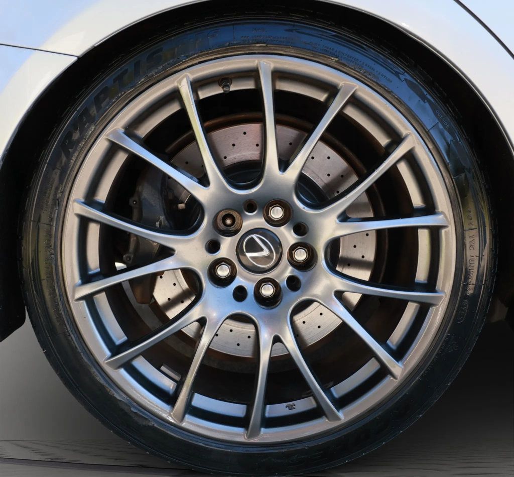 2012 Lexus IS F photo 16