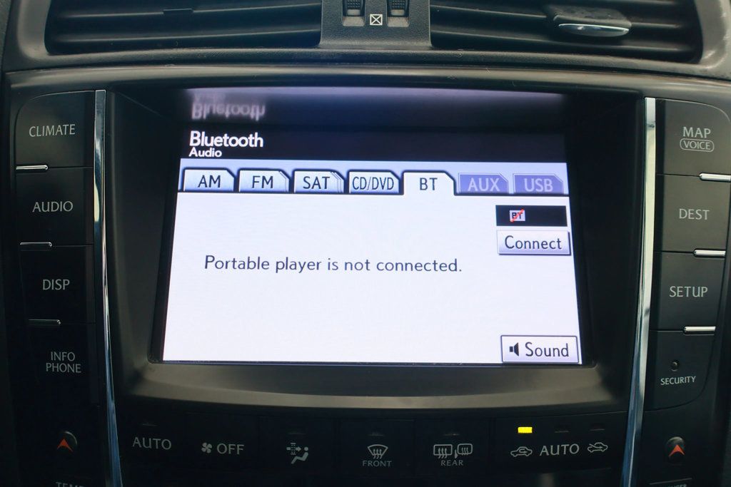 2012 Lexus IS F photo 32