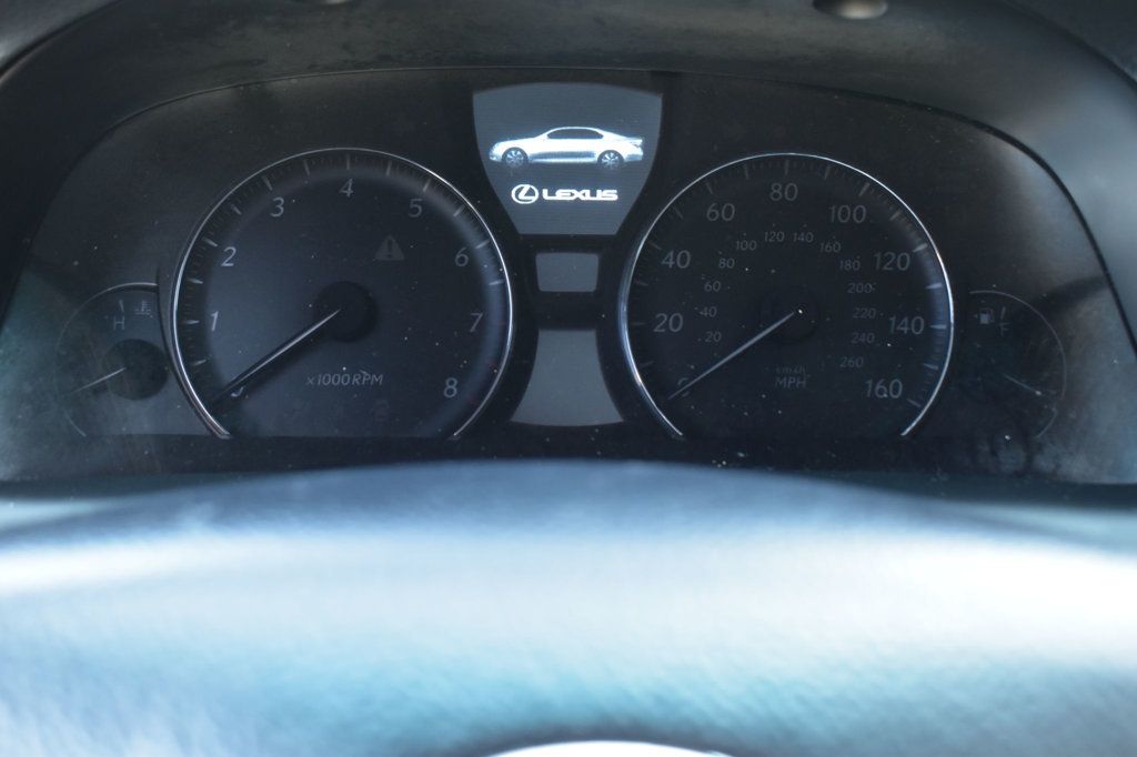 2012 Lexus LS 460 4dr Sedan RWD - 23095326 - 26