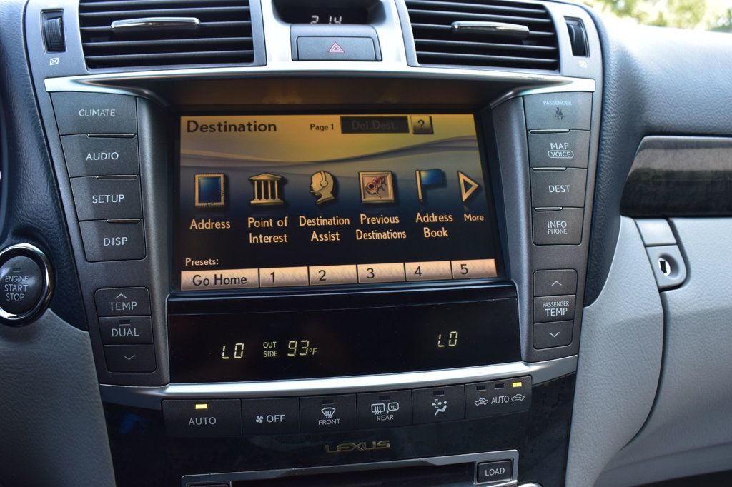 2012 Lexus LS 460 4dr Sedan RWD - 23095326 - 36