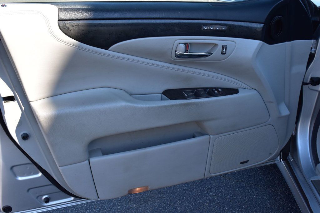 2012 Lexus LS 460 4dr Sedan RWD - 23095326 - 56