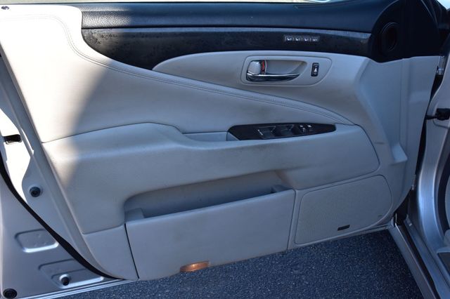 2012 Lexus LS 460 4dr Sedan RWD - 23095326 - 56