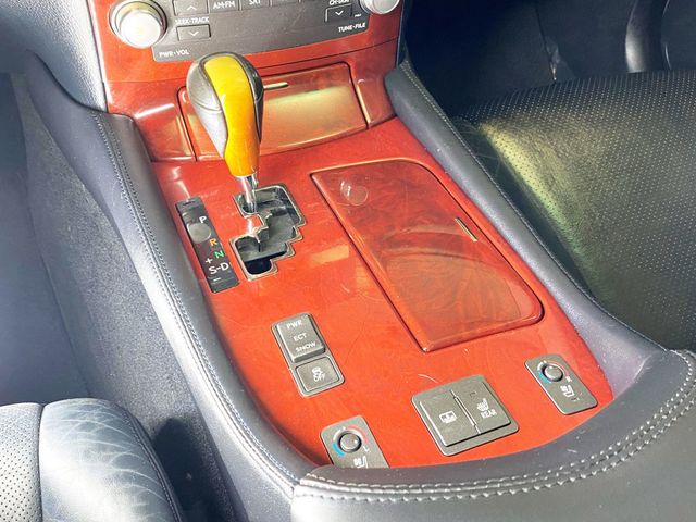 2012 Lexus LS 460 4dr Sedan RWD - 22976156 - 35