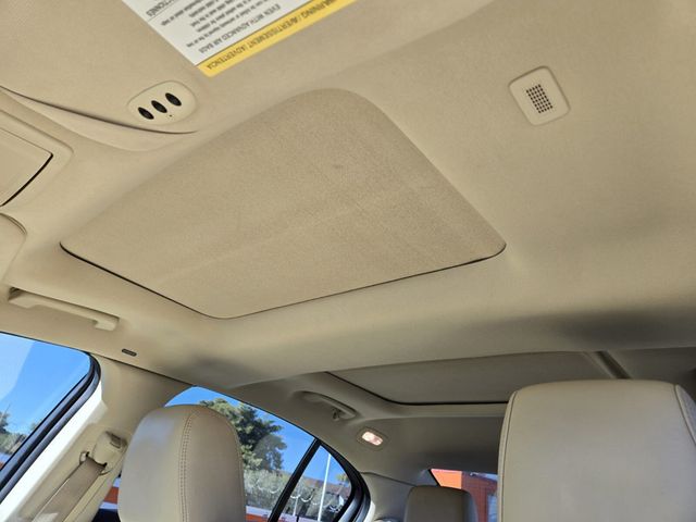 2012 Lincoln MKS 4dr Sedan 3.7L FWD - 22957019 - 12