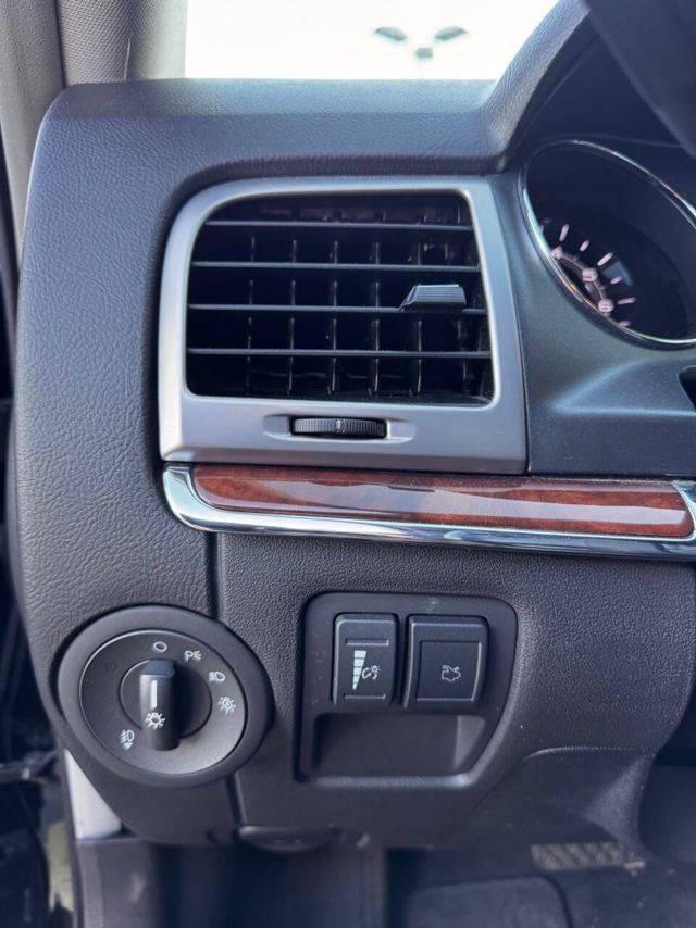 2012 Lincoln MKZ 4dr Sedan FWD - 22961847 - 13