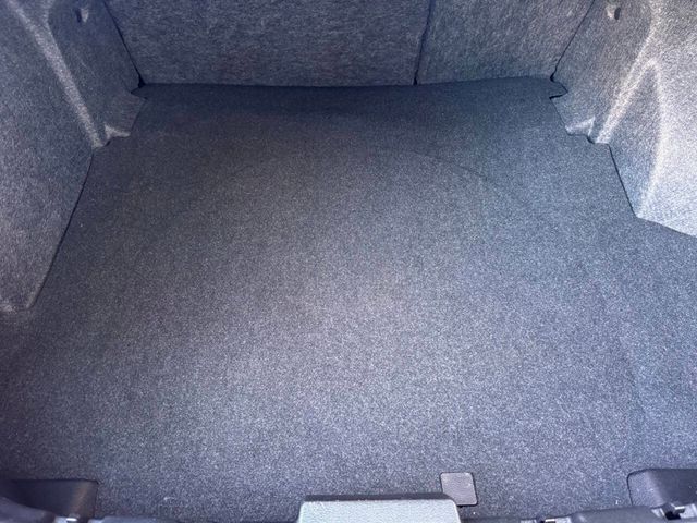 2012 Lincoln MKZ 4dr Sedan FWD - 22961847 - 18