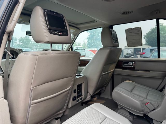 2012 Lincoln Navigator 4WD 4dr - 22945888 - 12