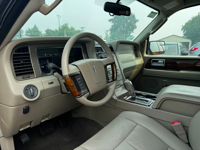 2012 Lincoln Navigator 4WD 4dr - 22945888 - 8