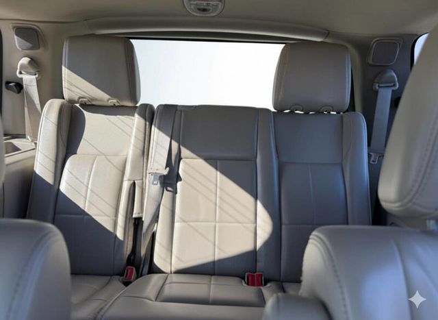 2012 Lincoln Navigator One Owner - Premium Features - Smooth Driving Experience - 22945888 - 15